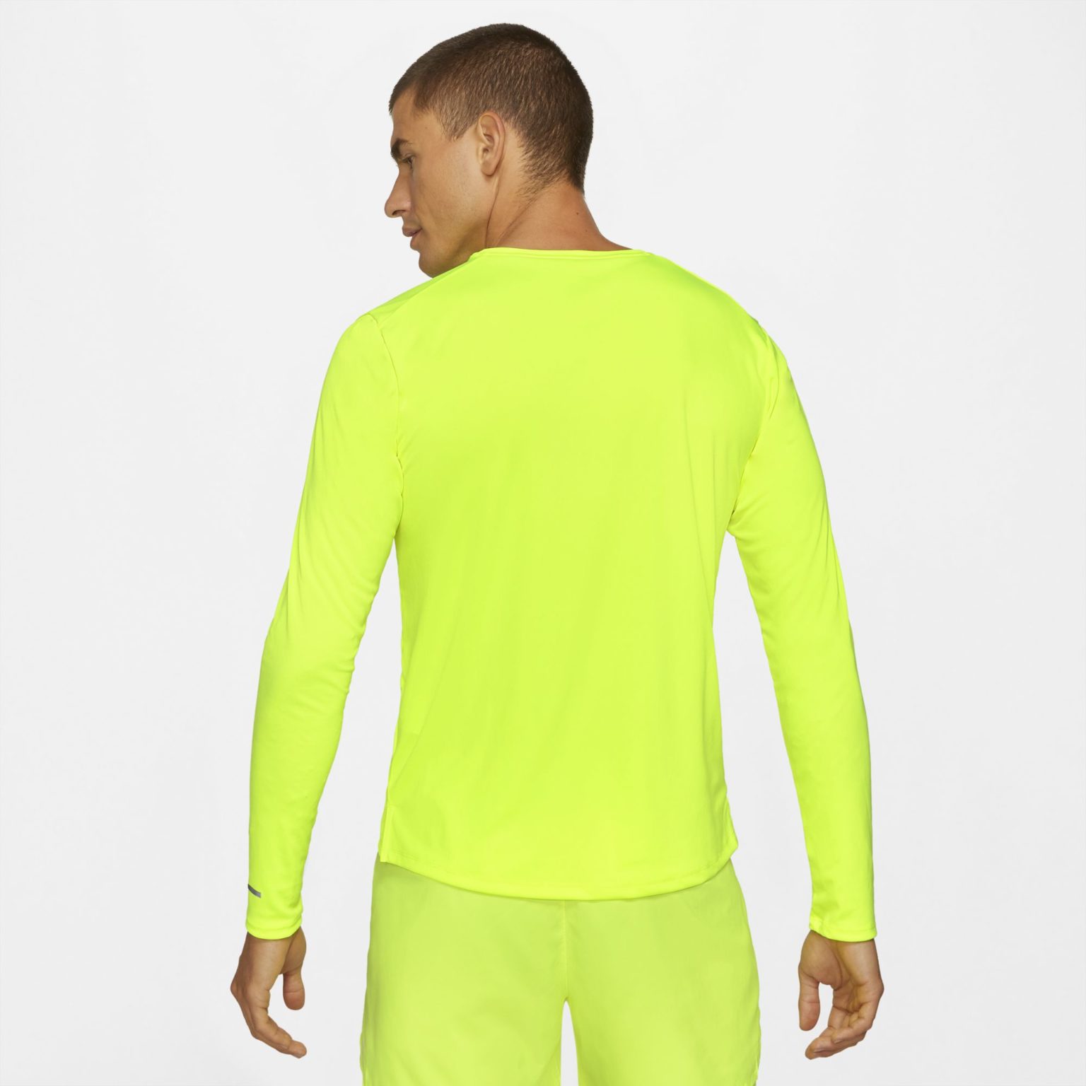 Nike Men S Dri Fit Miler Long Sleeve Volt Reflective Silver Running