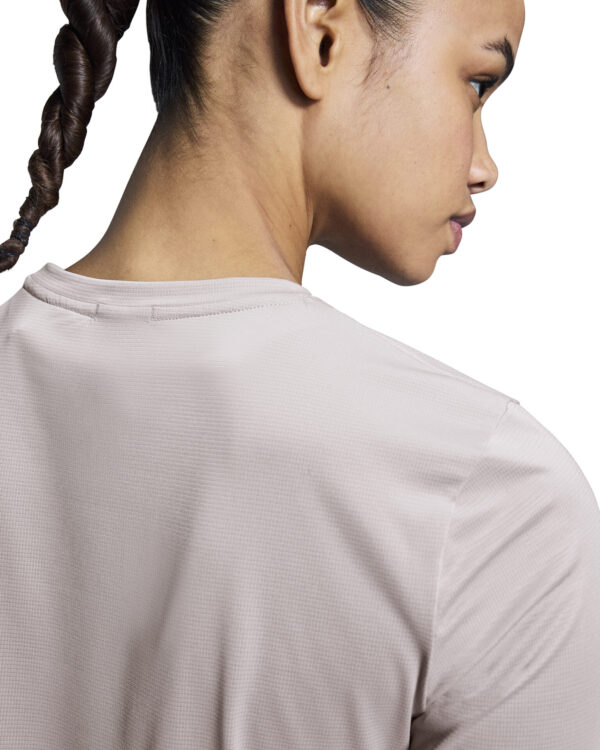 On Women's Core Long-T - Fade - Image 5