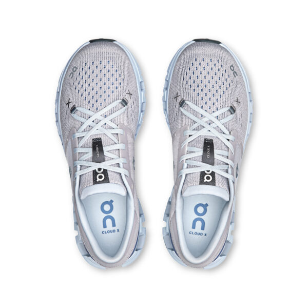 On Running Women's Cloud X 4 - Silver/Chambray - Image 4