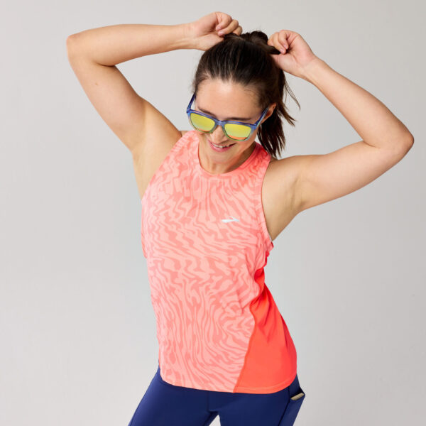 Brooks Women's Sprint Free Tank 3.0 - Neo Cayenne Speedscape - Image 3