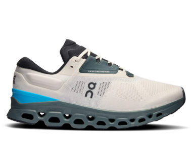 On Men's Cloudstratus 3 - Cream/Horizon